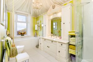 Photo 32- click for photo gallery